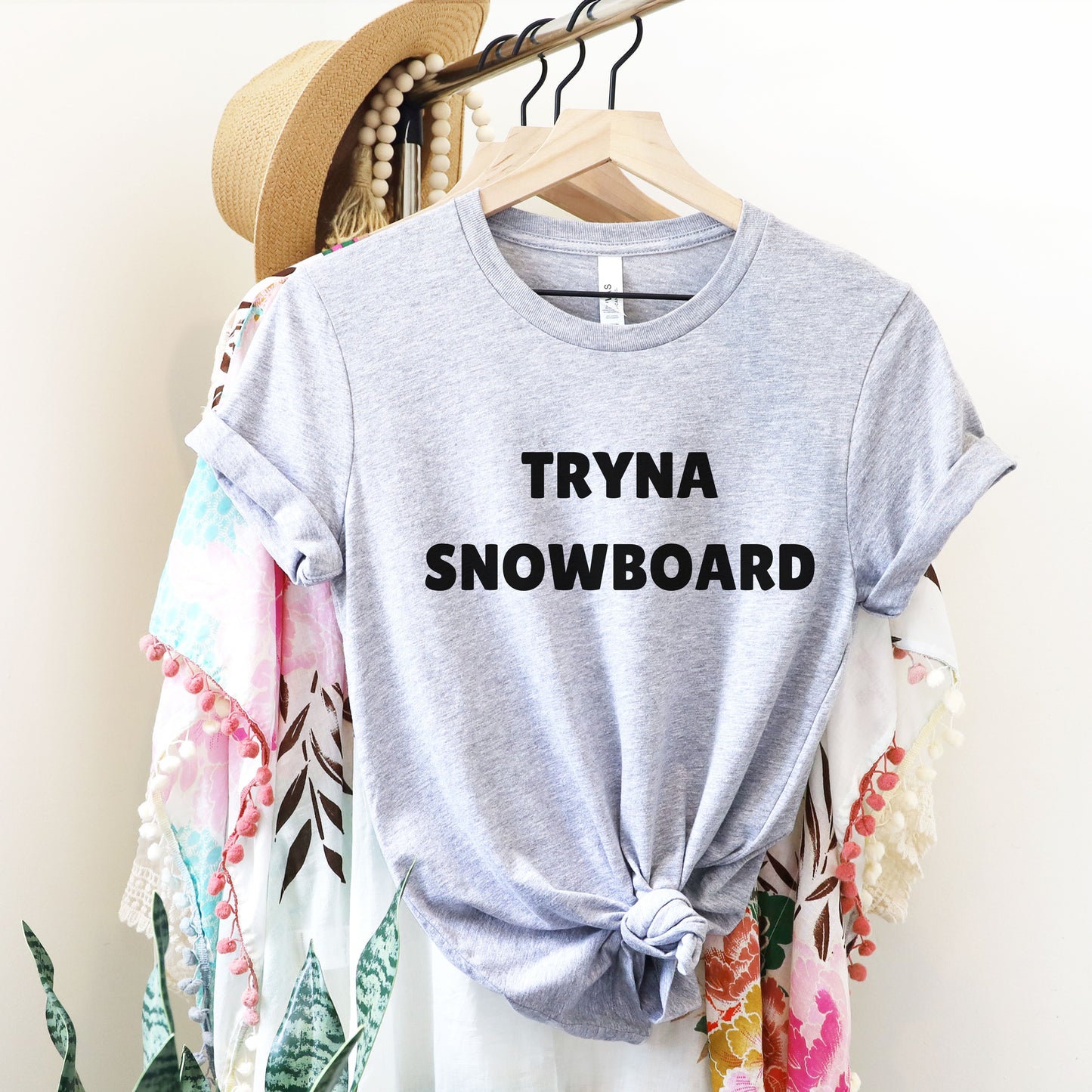 Tryna Snowboard
